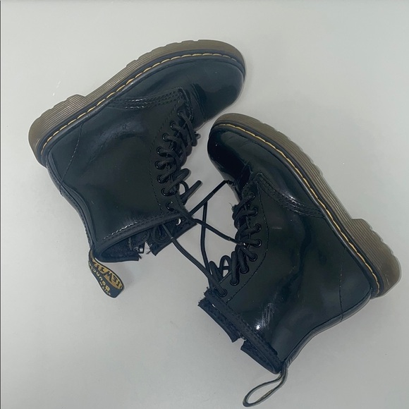 Dr. Martens Black toddler Boots - Picture 3 of 6